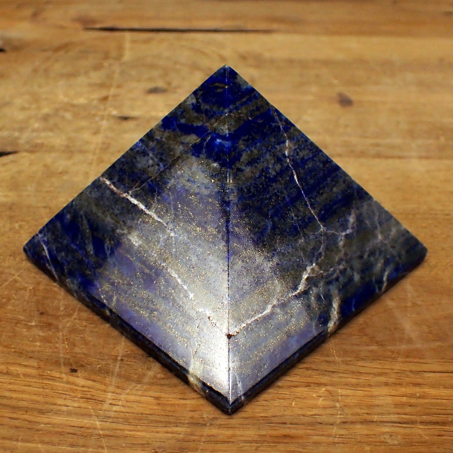 Lapislazuli Pyramide - 907,71g - 104x104x77mm