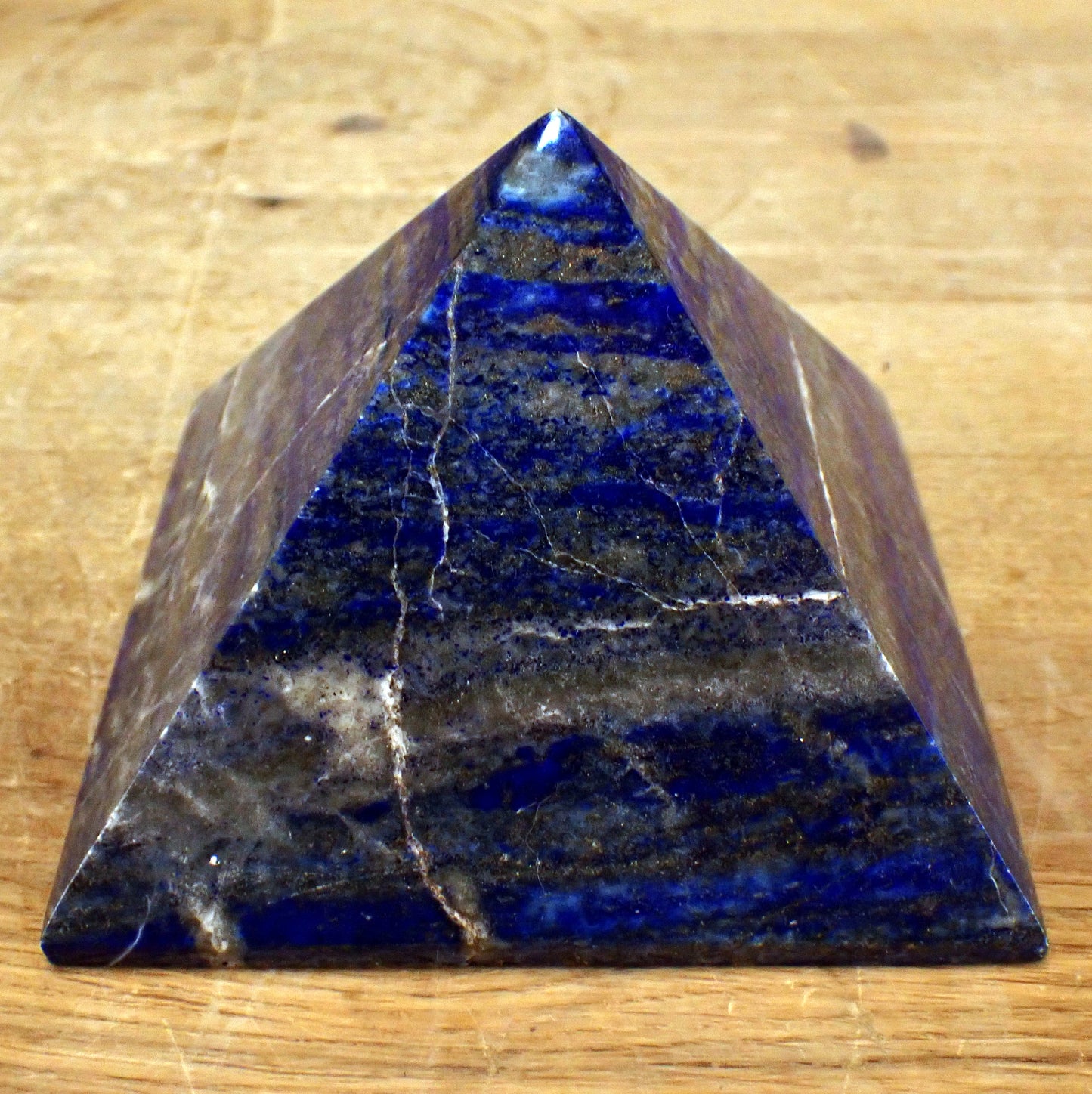 Lapislazuli Pyramide - 907,71g - 104x104x77mm