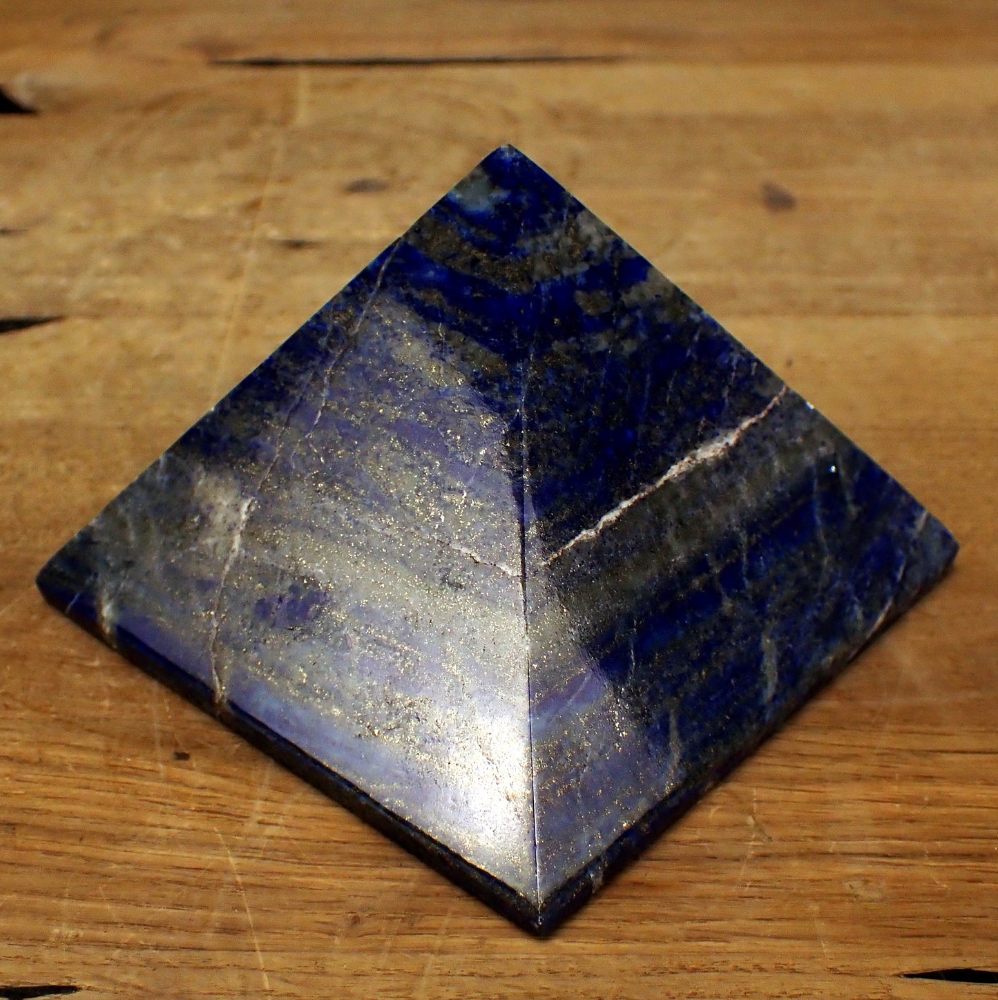 Lapislazuli Pyramide - 907,71g - 104x104x77mm