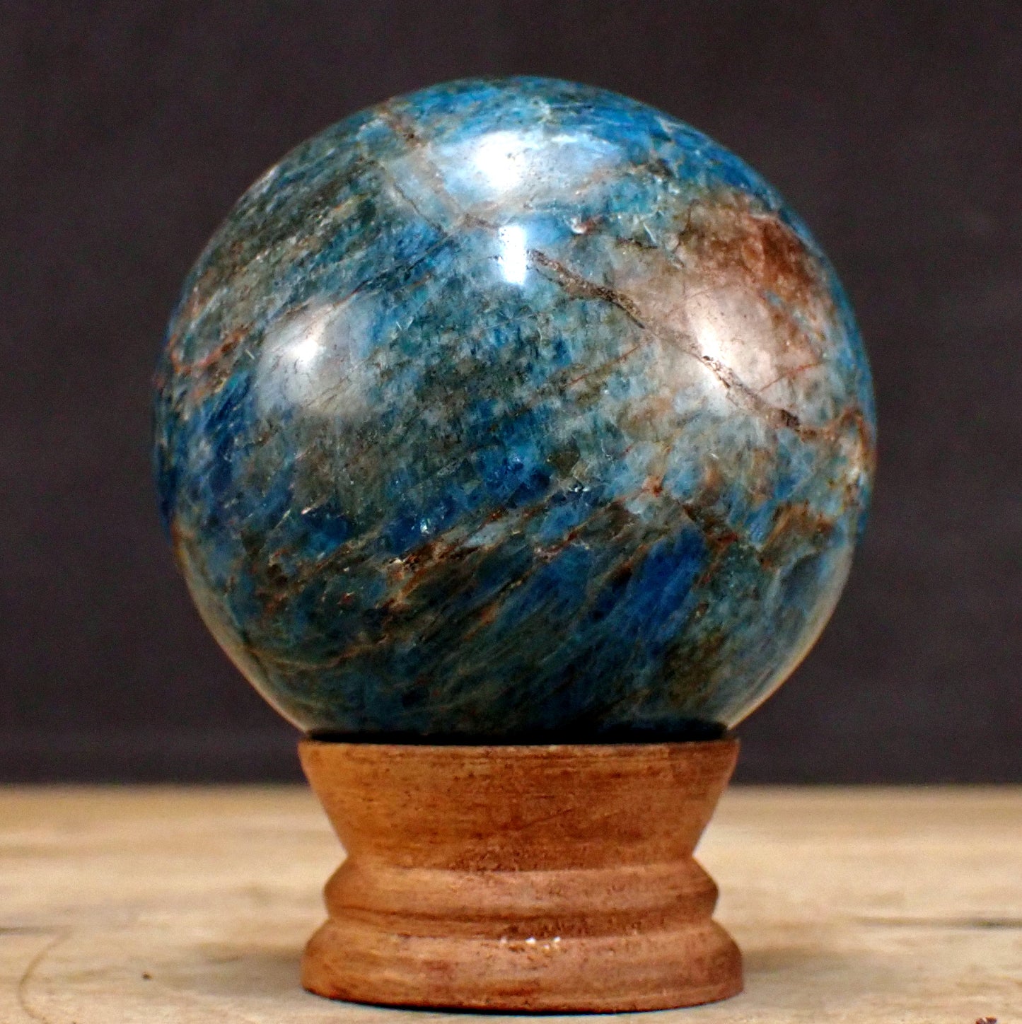 Blaue Apatit Kugel - 577,18g - 70mm