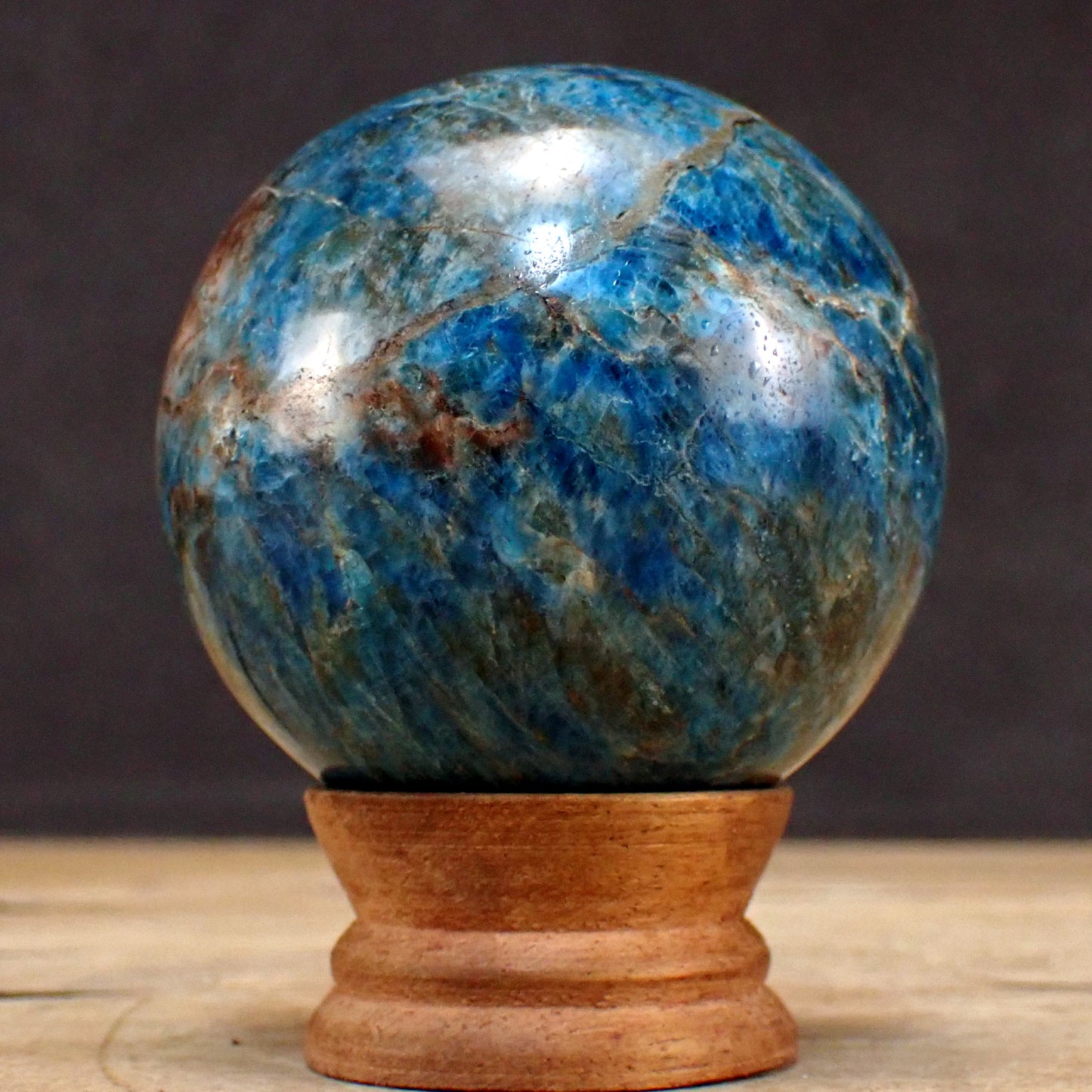 Blaue Apatit Kugel - 577,18g - 70mm