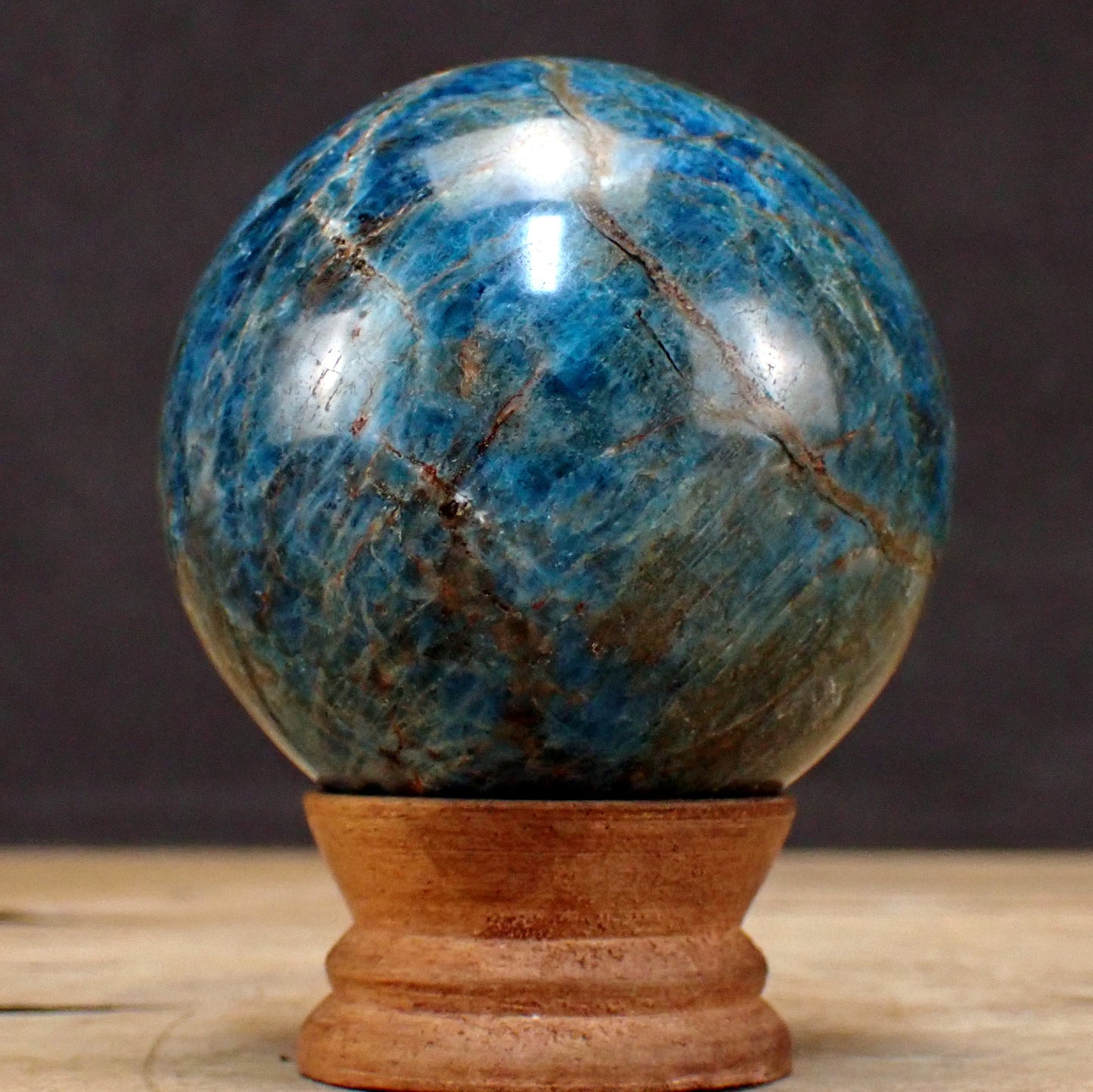 Blaue Apatit Kugel - 577,18g - 70mm