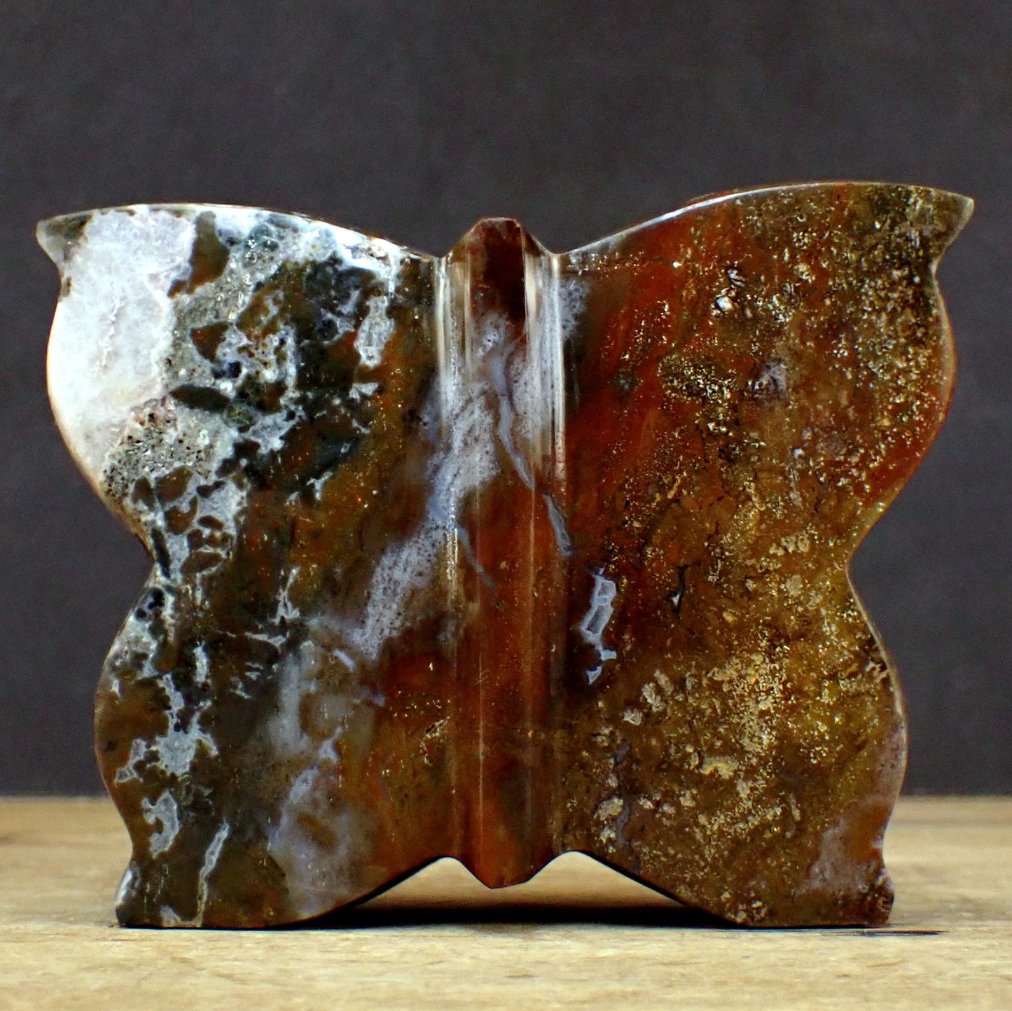 Jaspis Schmetterling - 836,79g - 125 x 95 x 45mm