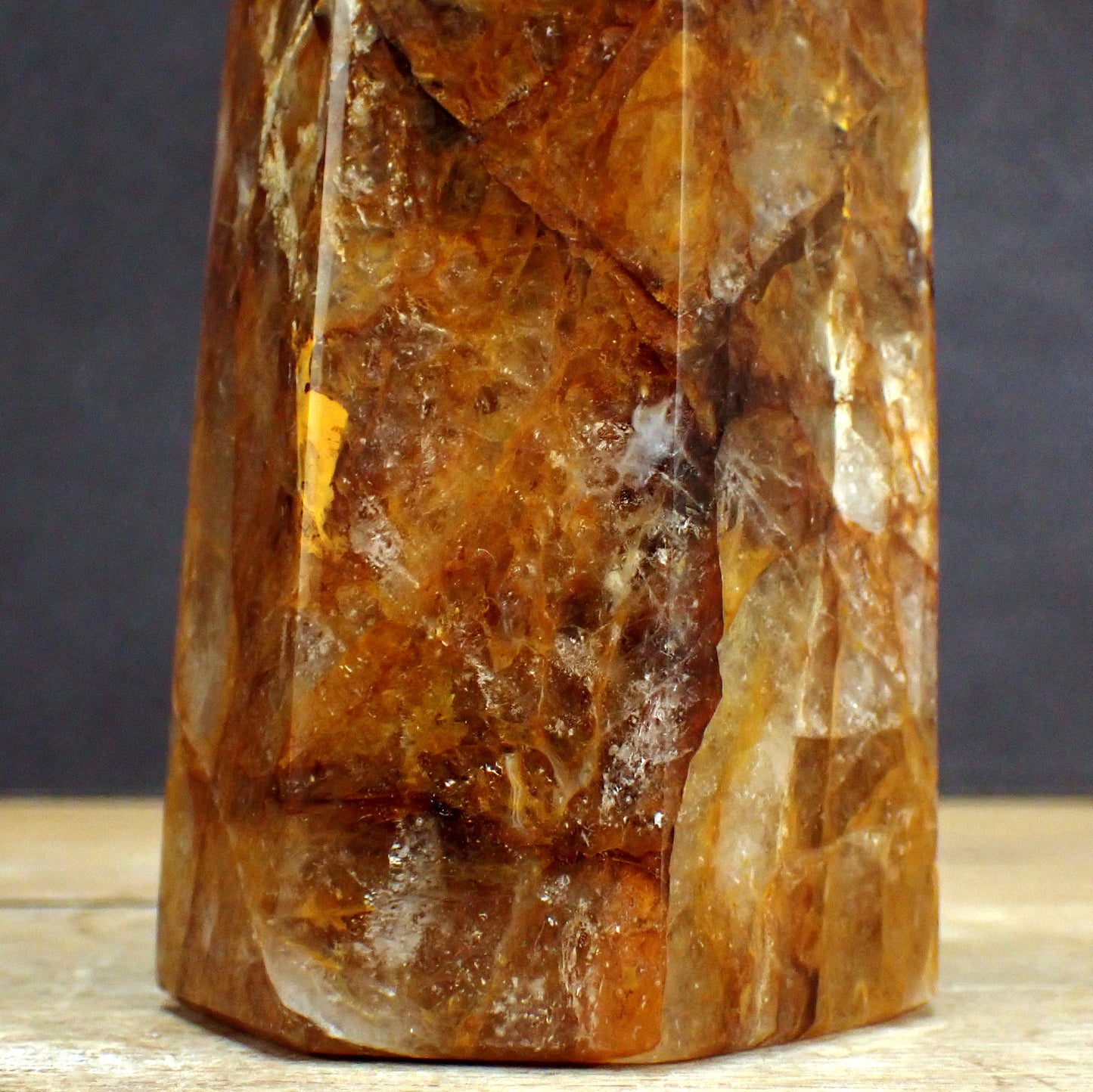 Golden Healer Quarz Obelisk - 1857,79g - 225 x 79 x 66mm