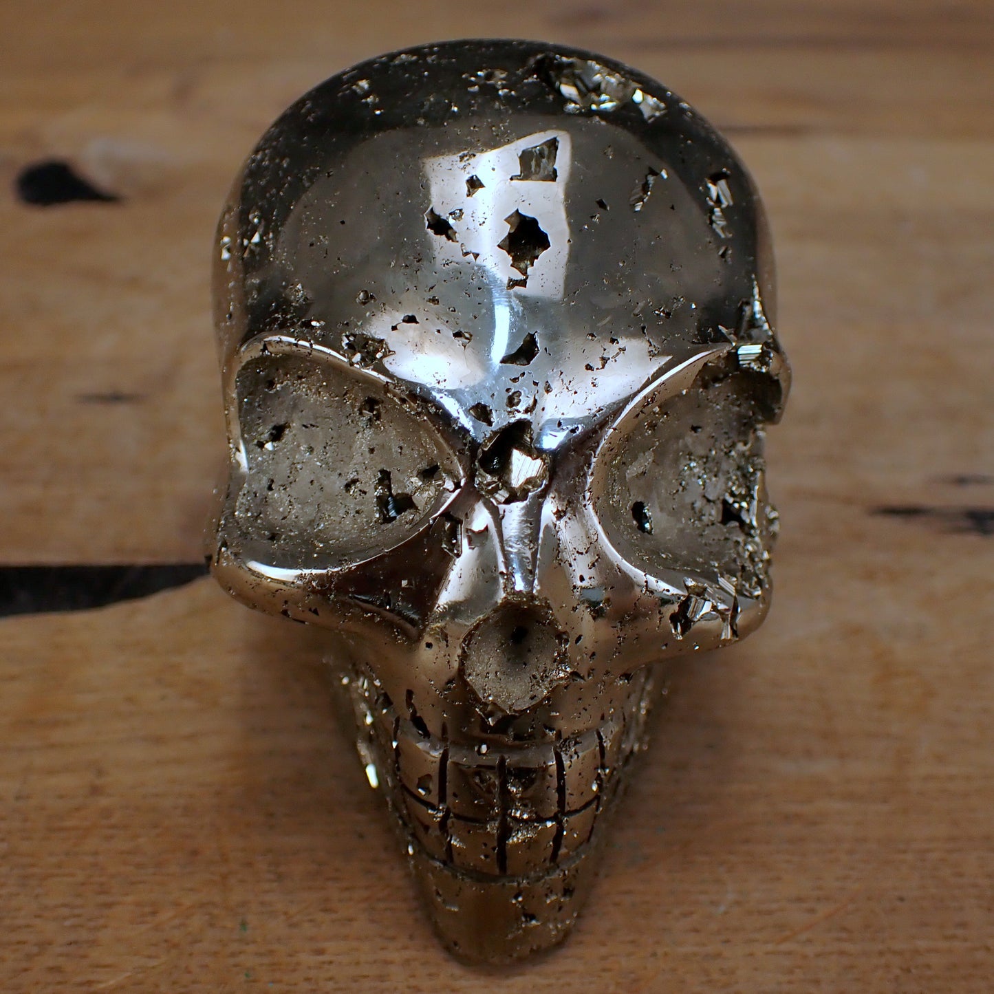 Pyrit Schädel/Totenkopf "Alien" Skulptur - 988,17g