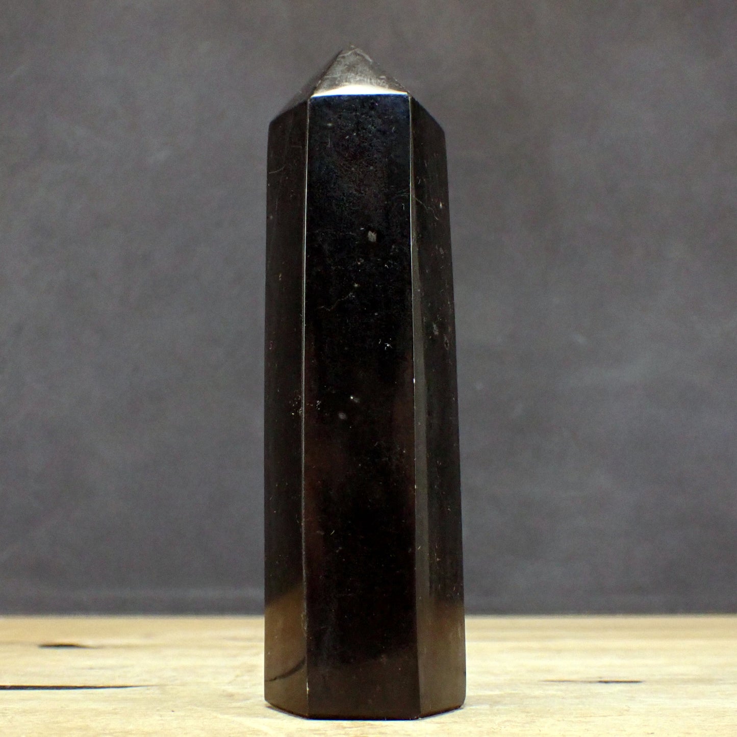 Tourmalin Obelisk aus Brasilien - 464,48g - 147 x 44 x 39mm