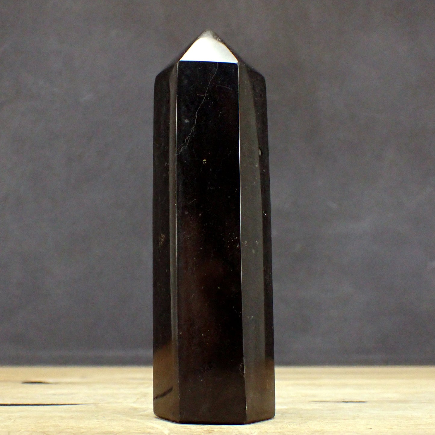 Tourmalin Obelisk aus Brasilien - 464,48g - 147 x 44 x 39mm