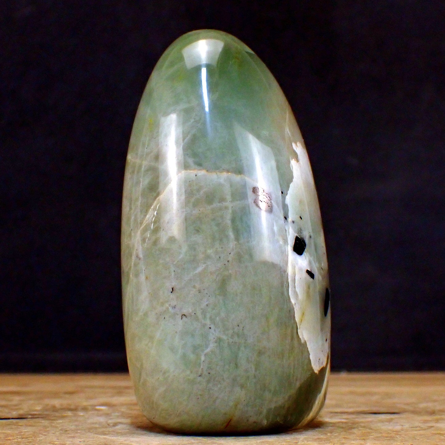 Garnierit Grüner Mondstein Freiform - 713,39g - 122 x 69 x 63mm
