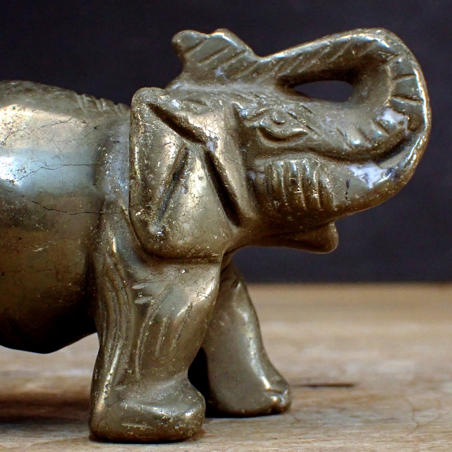 Kopie von Pyrit Elefant Skulptur - 549,98g - 105 x 67 x 50mm