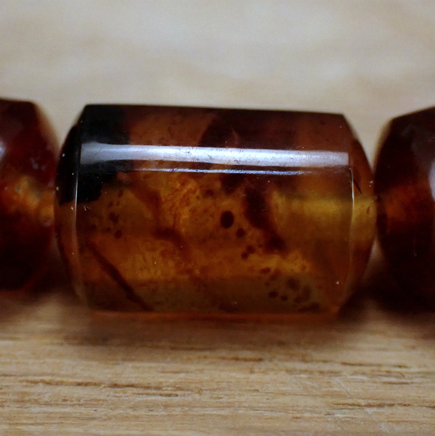 Bernstein Armband aus Russland, 45,65ct - 9,13g - 74 x 74 x 8mm