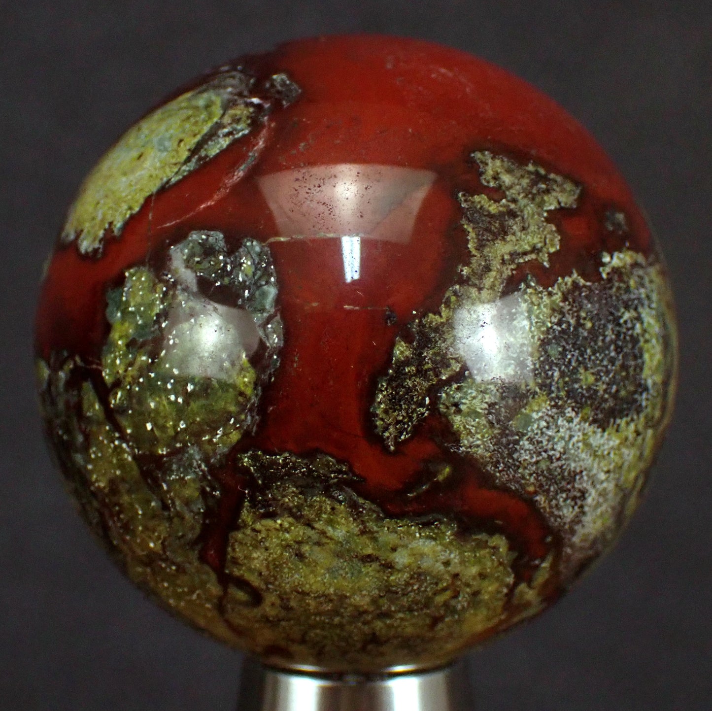 Drachenblut-Jaspis Kugel aus Australien - 178,81g - 48,3mm