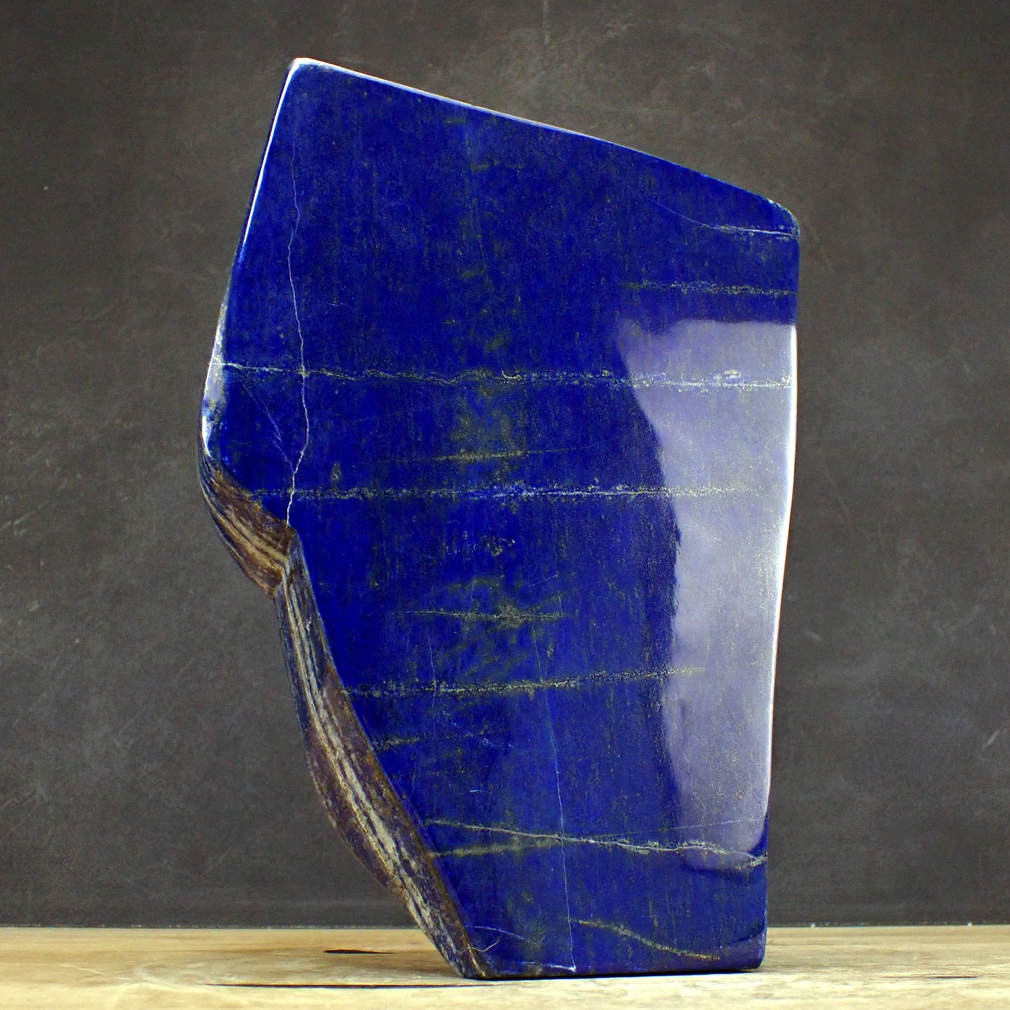 Königsblaue Lapislazuli-Freiform - 4366,65g - 253x181x41mm