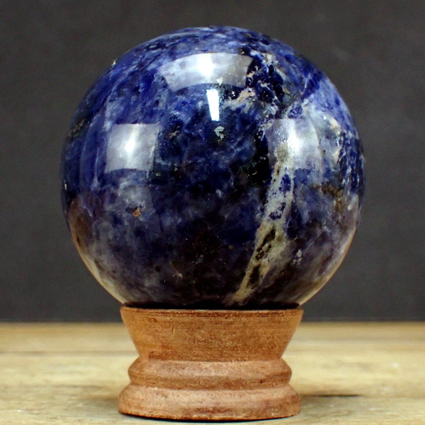 Sodalith Kugel – 472,94g – 71mm