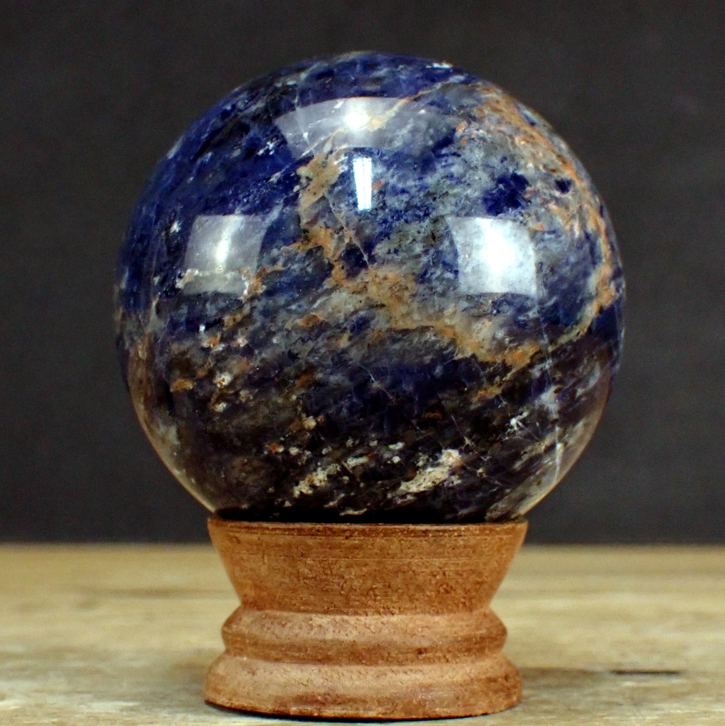 Sodalith Kugel – 373,51g – 65mm
