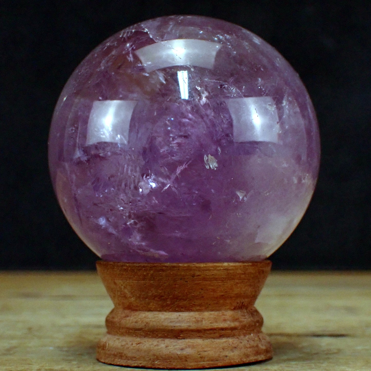 Amethyst Kugel – 425,35g – 67mm