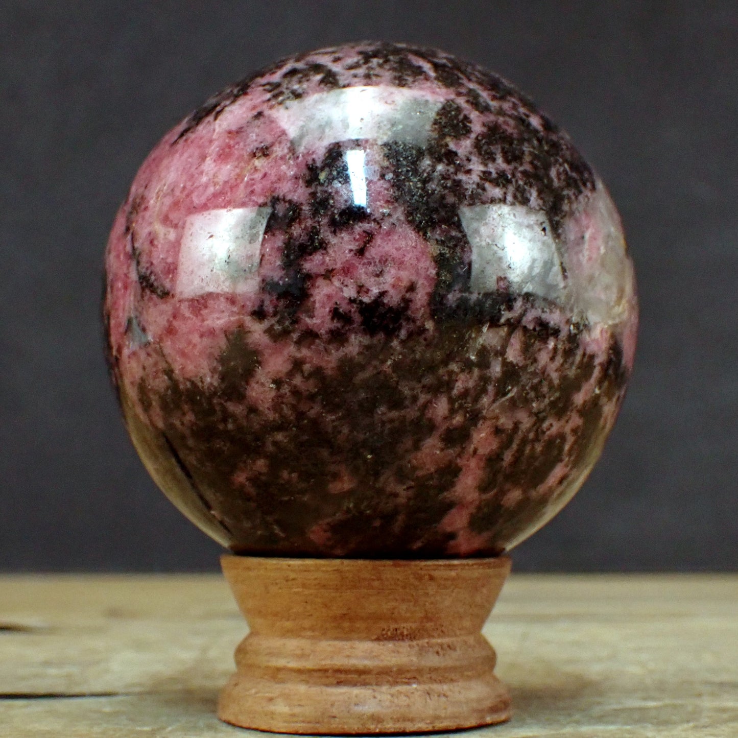 Rhodonit Kugel - 947,77g - 80mm