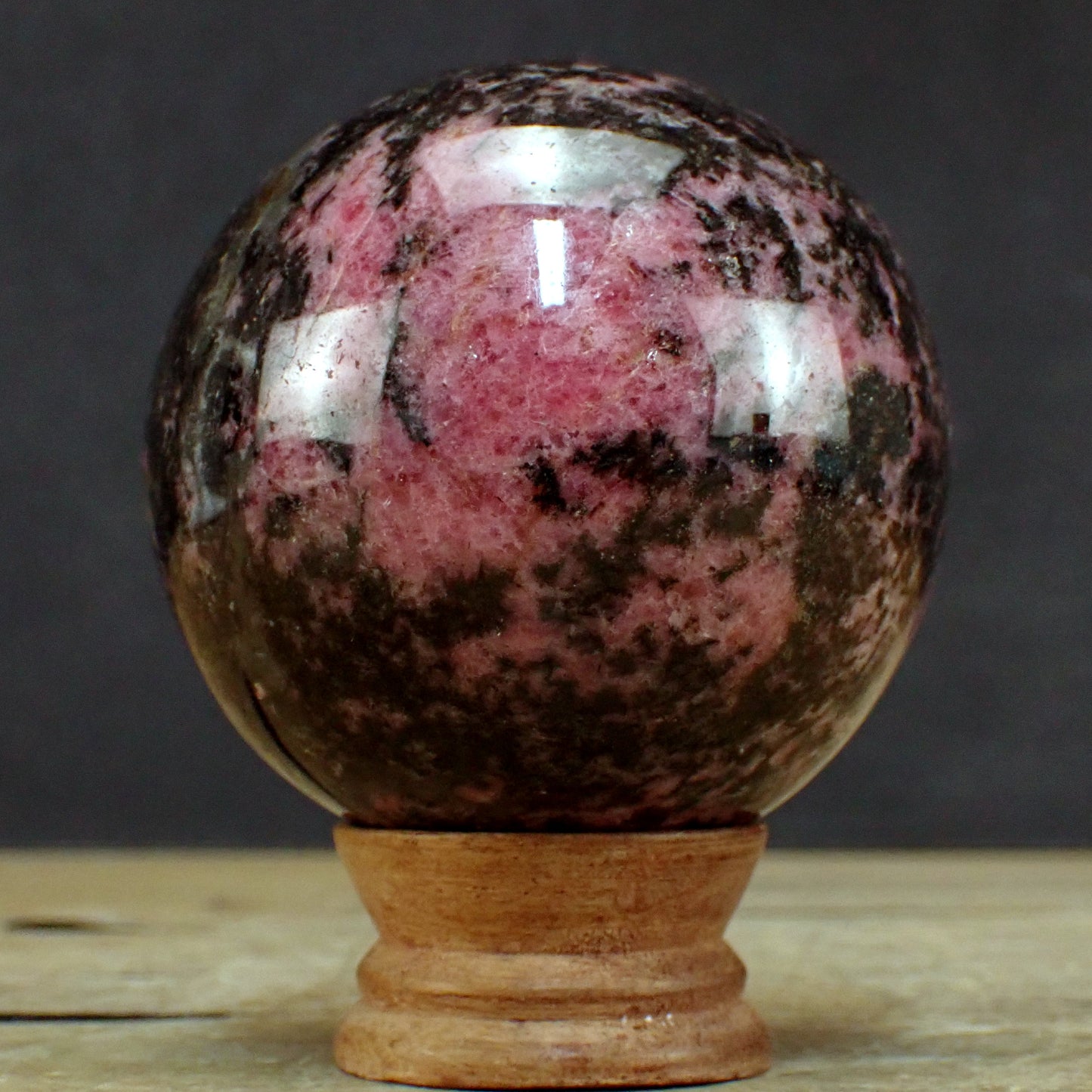 Rhodonit Kugel - 947,77g - 80mm