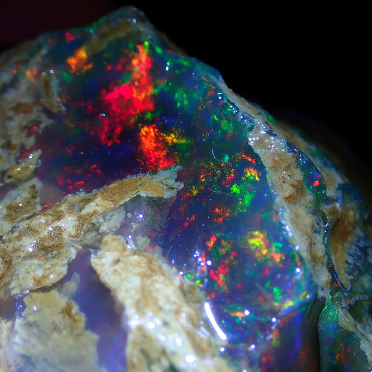 Seltener Großer Kristall-Opal, Äthiopien - 557.5ct - 111,5g