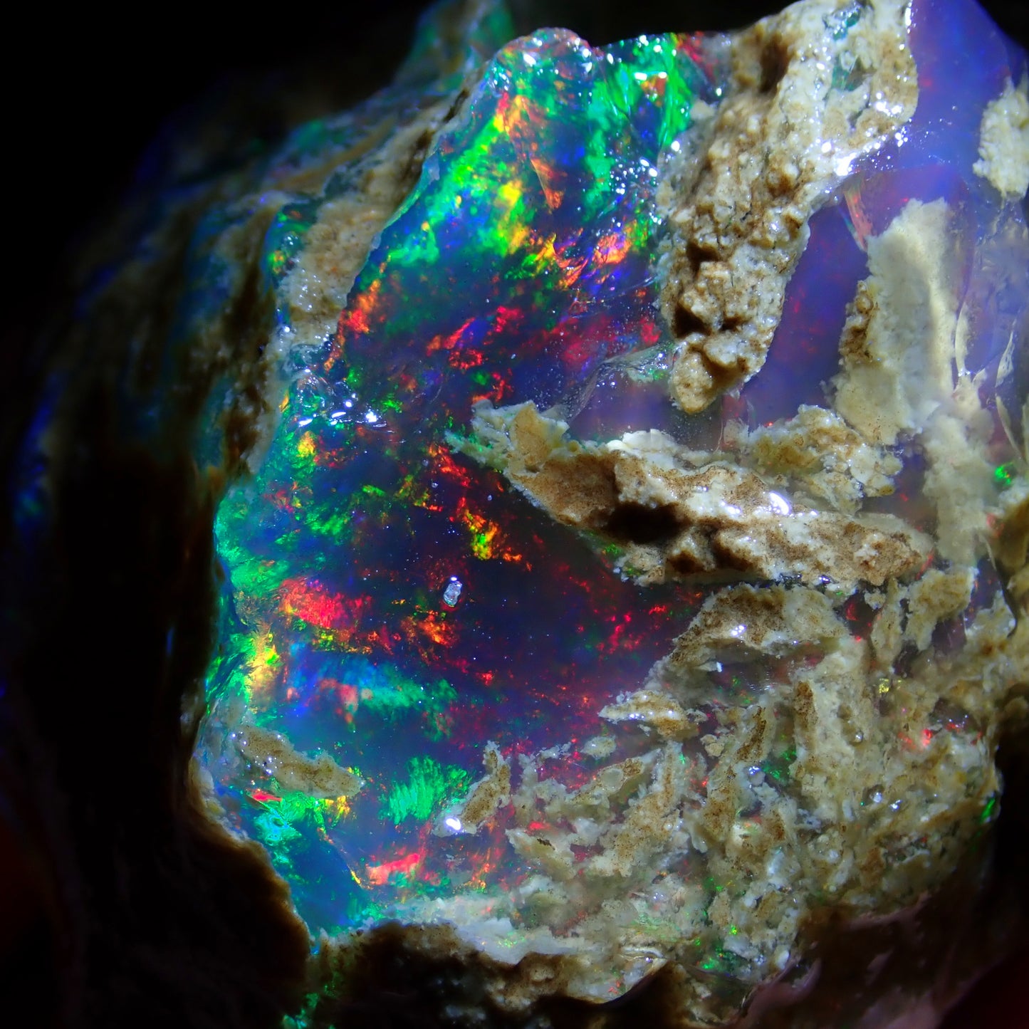 Seltener Großer Kristall-Opal, Äthiopien - 557.5ct - 111,5g
