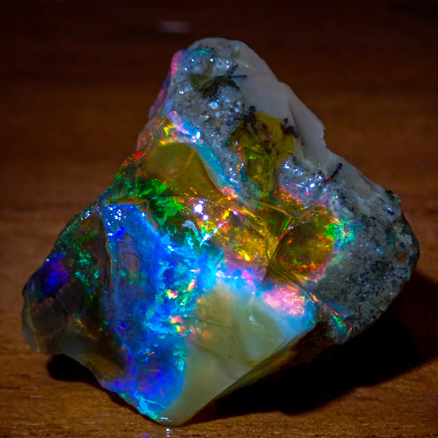 Seltener Natürlicher Klarer Kristall-Opal, Äthiopien - 113.9 ct - 22,78g