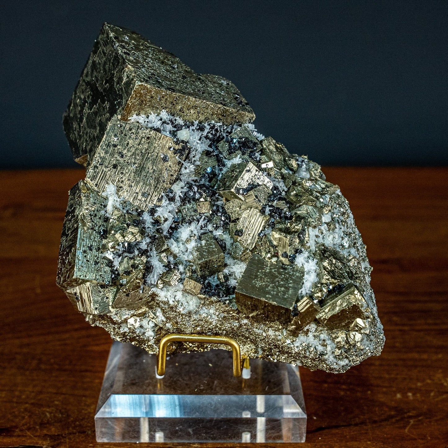 Natürliche Pyrit, Quarz und Galena Kristallcluster - 1537,26g