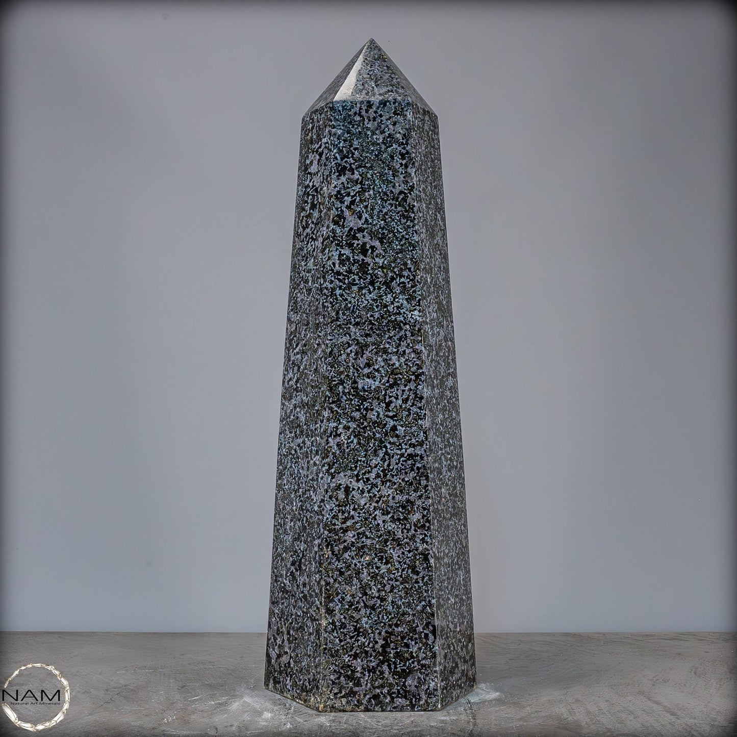 Natürlicher Großer Merlinit (Gabbro) Kristall Obelisk - 23560,14g