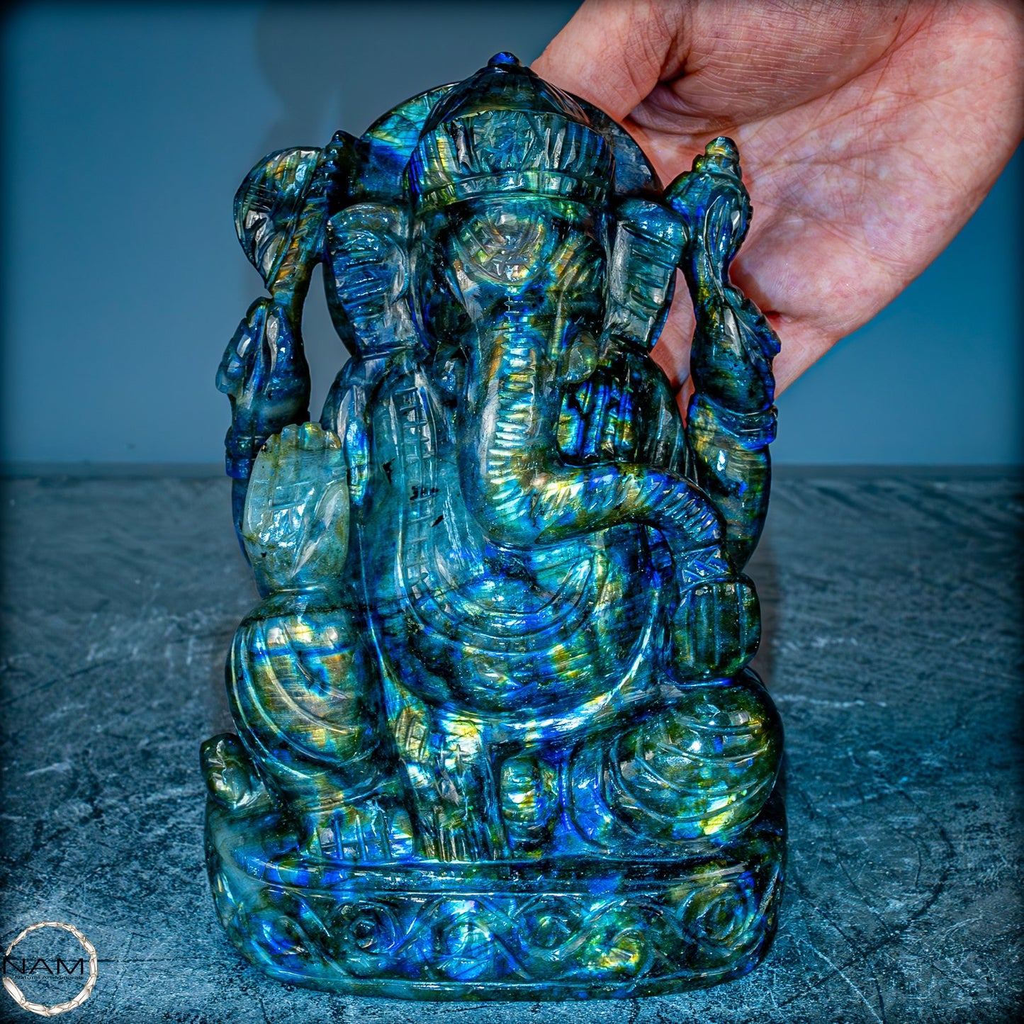 Natürliche Labradorit Kristall Buddha Skulptur - 1696,87g