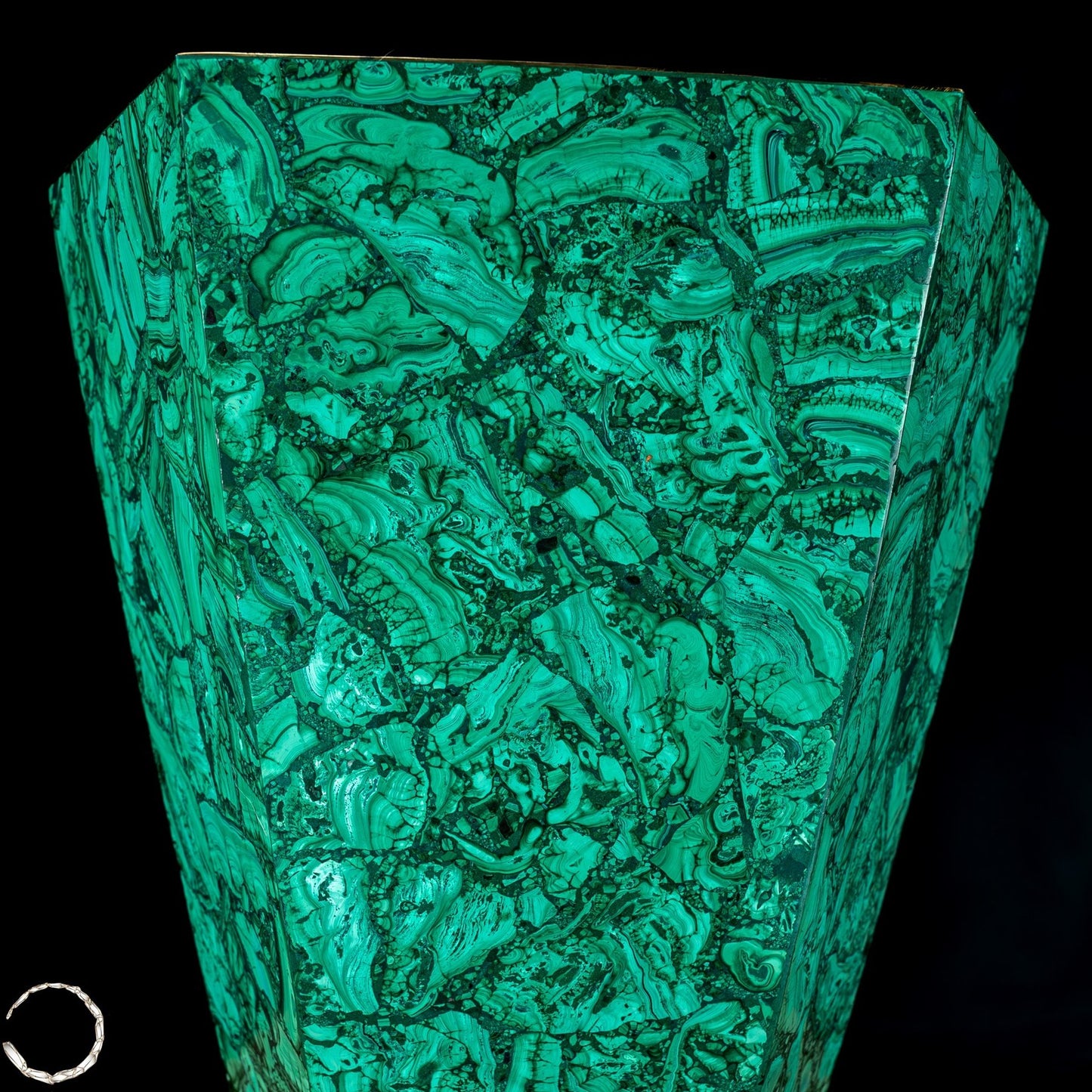 Sehr seltene große Malachit Vase aus dem Kongo – 15483,77g