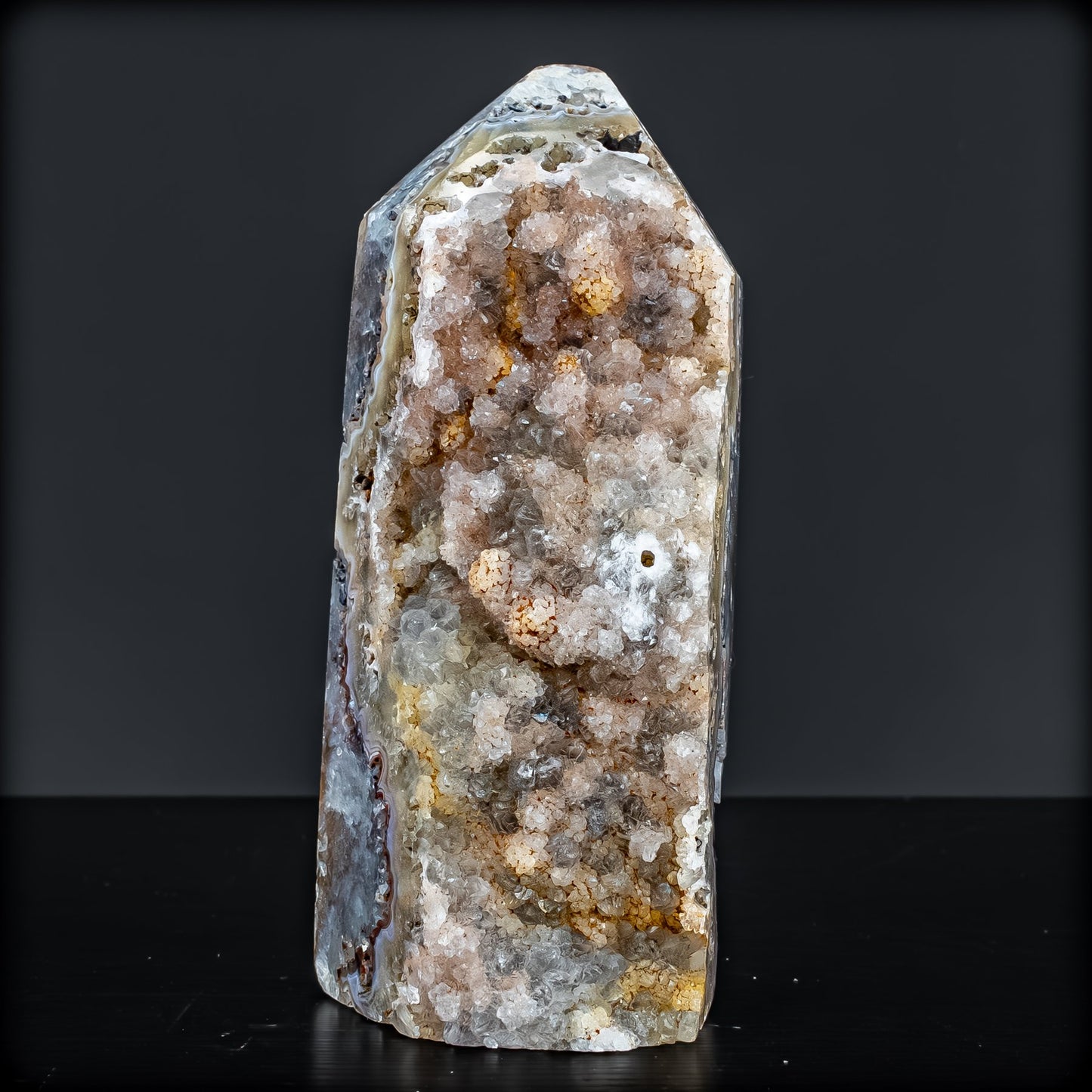 Natürlicher Achat-Kristall Obelisk mit Druse - 828,28g