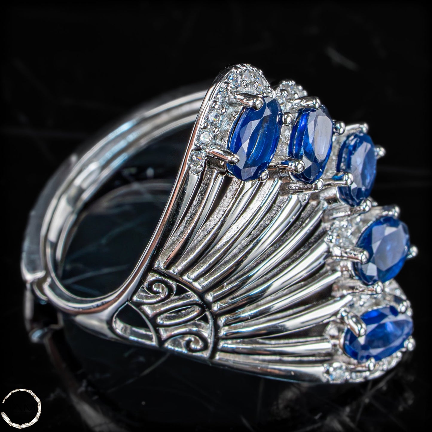 Strahlende Eleganz – Exklusiver Saphir-Ring aus 925er Silber -3,69g 18,45ct