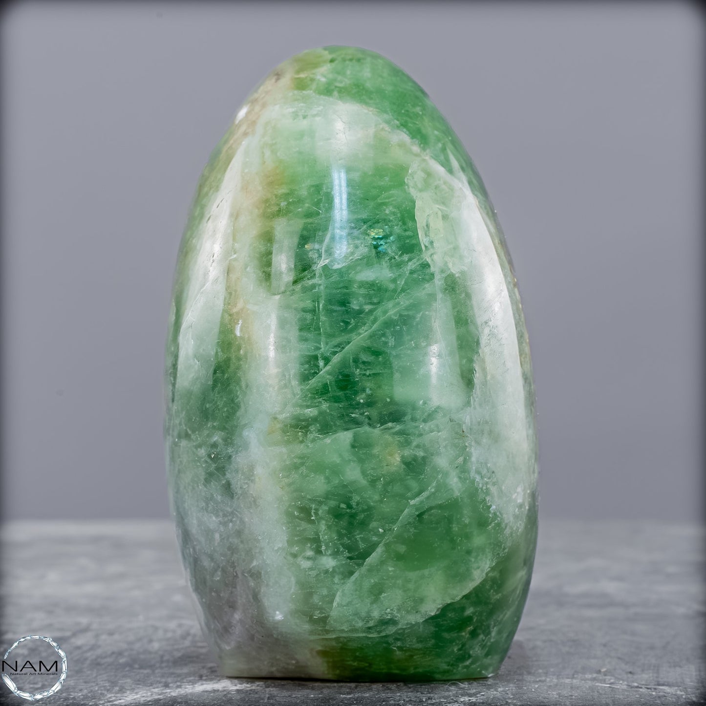 Natürliche Grüne Fluorit-Kristall Freiform - 934,99g