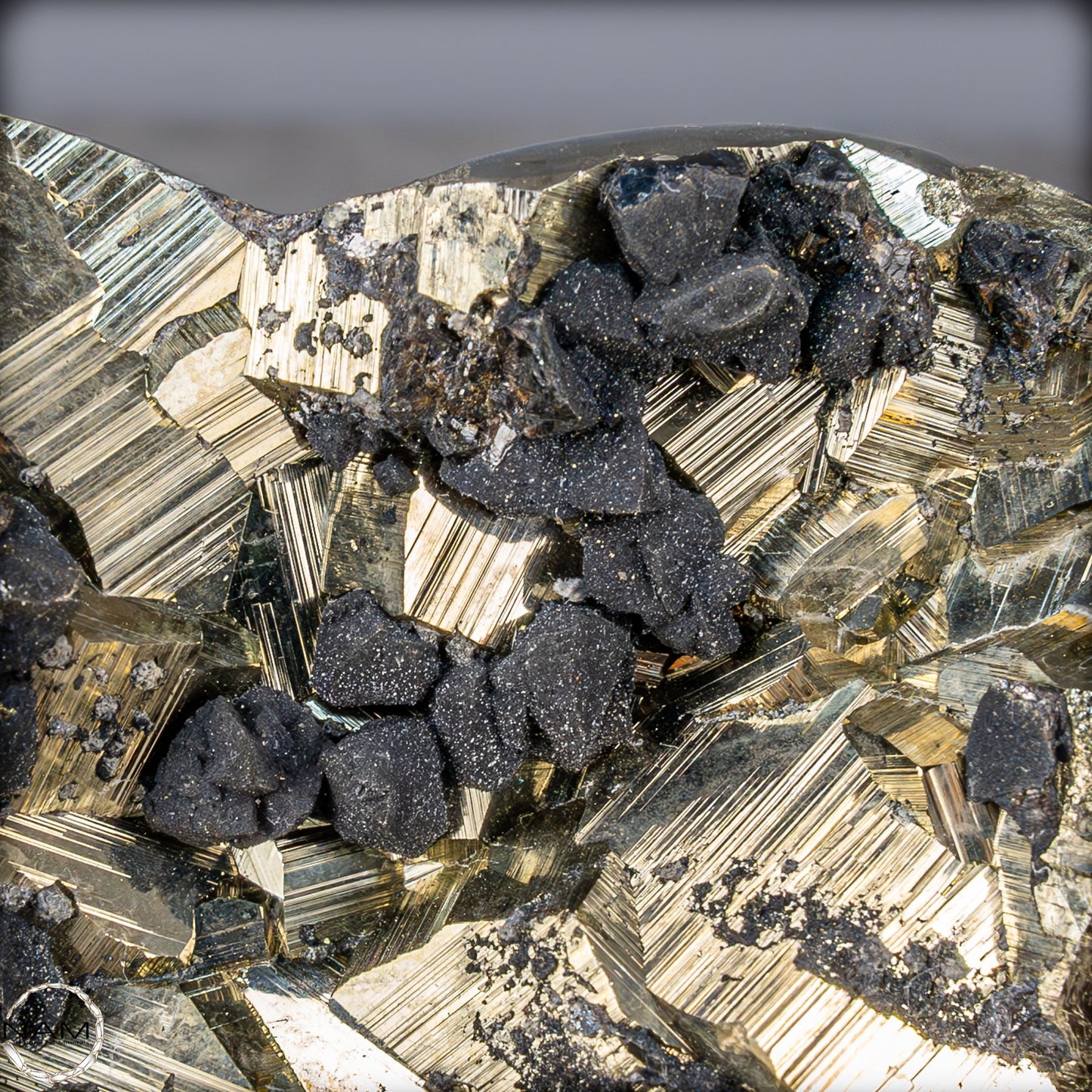 Natürliches Pyrit, Quarz und Galena Kristall Herz/Druse - 1458,83g