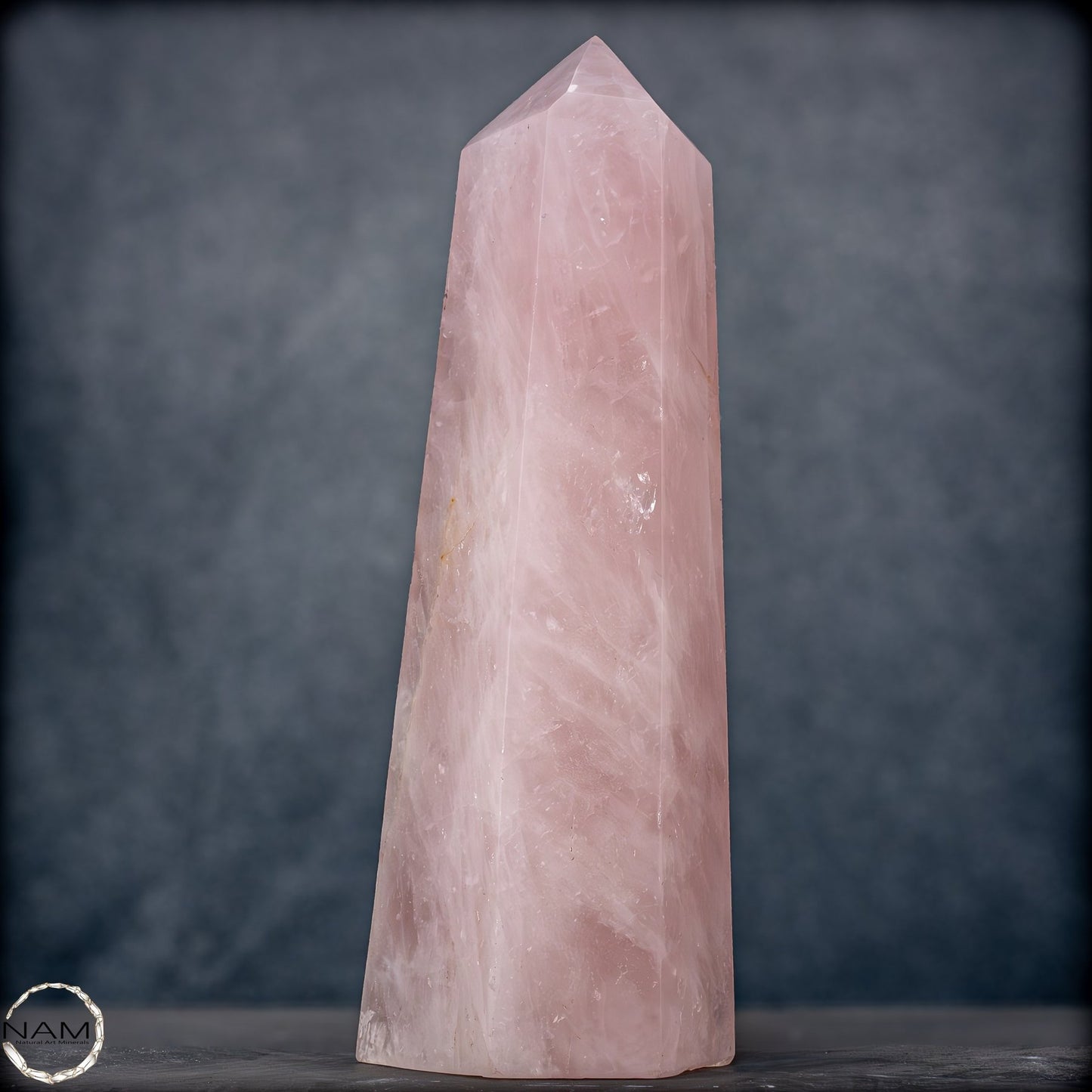 Natürlicher Großer Rosenquarz Obelisk aus Brasilien - 6907,55g