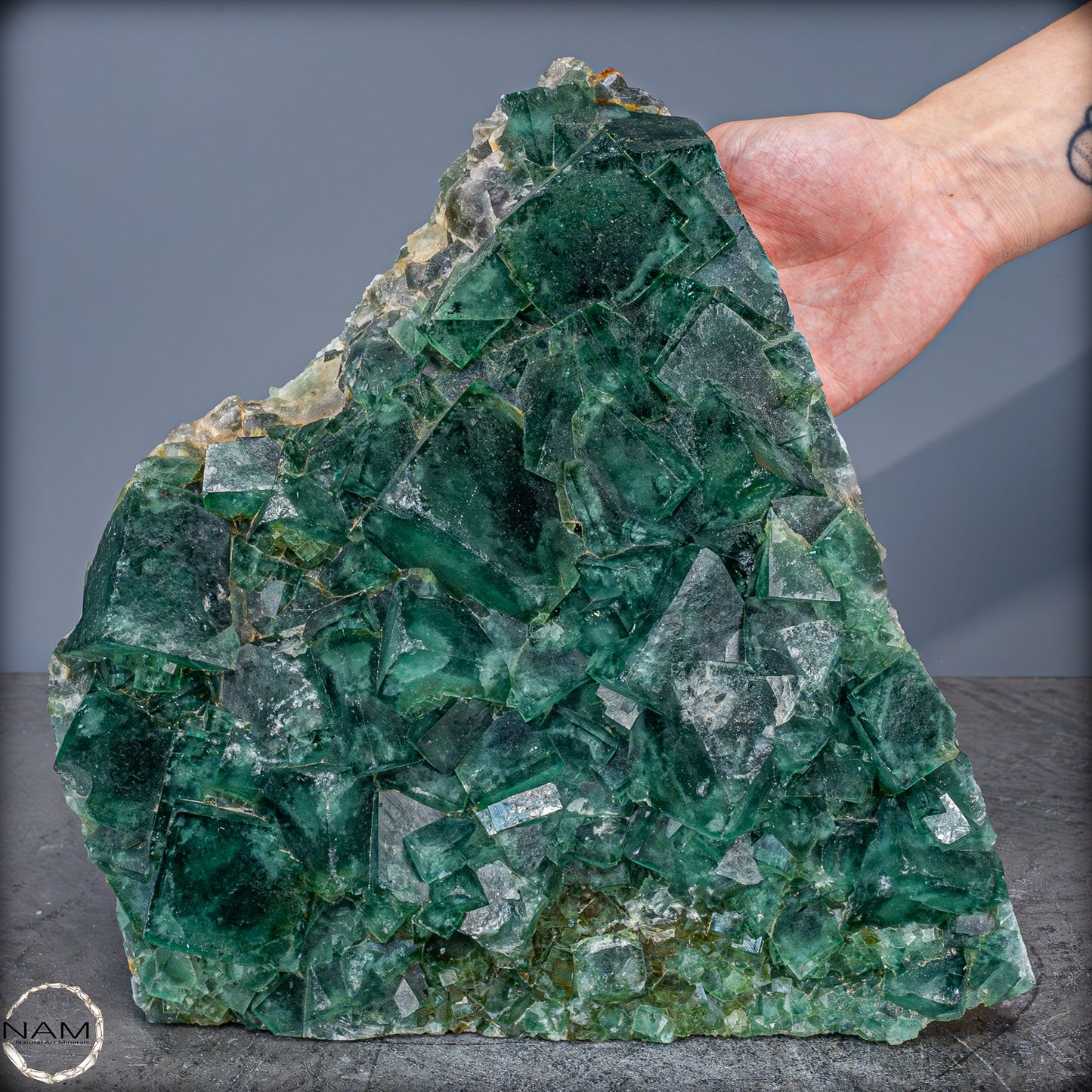 Natürliche Grüner Fluorit Kristalle auf Matrix - 8703,47g