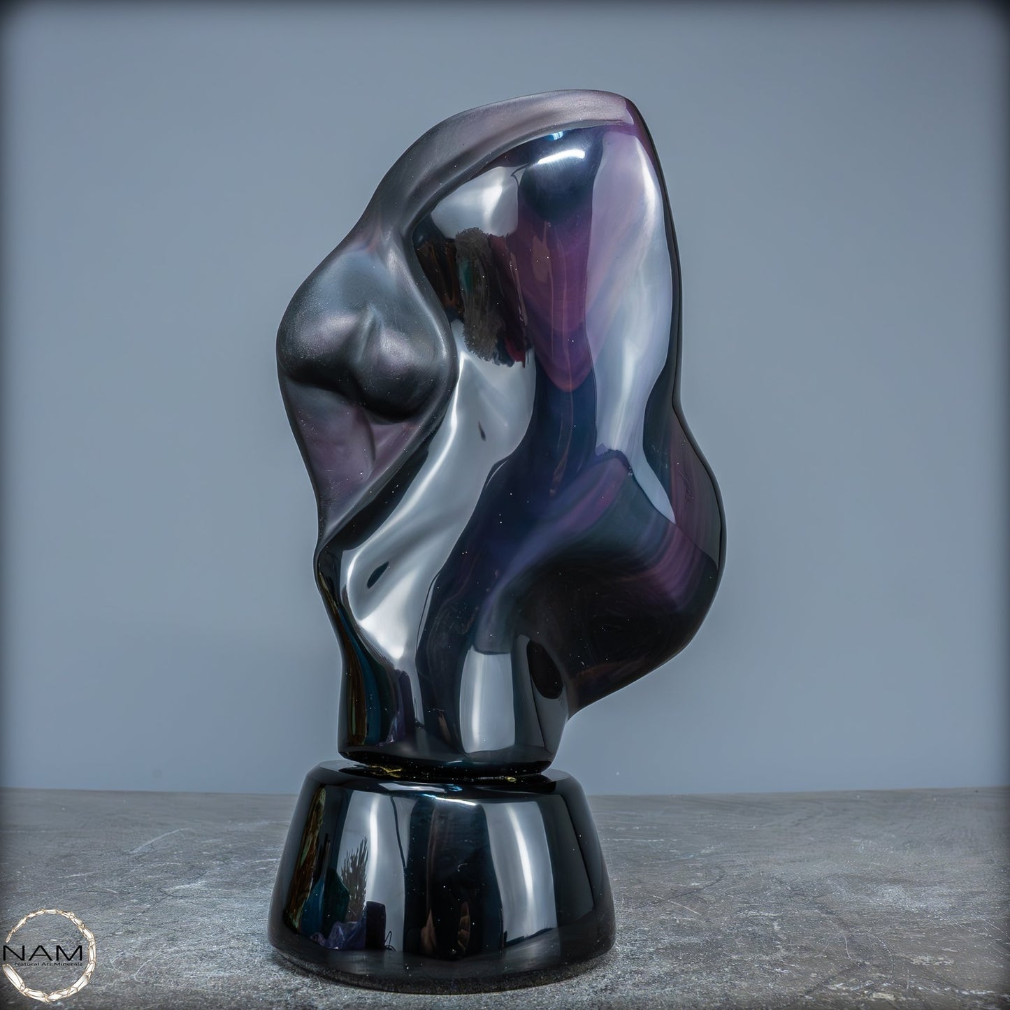 Natürliche Obsidian-Skulptur „Regenbogenfarben“ - 1508,19g