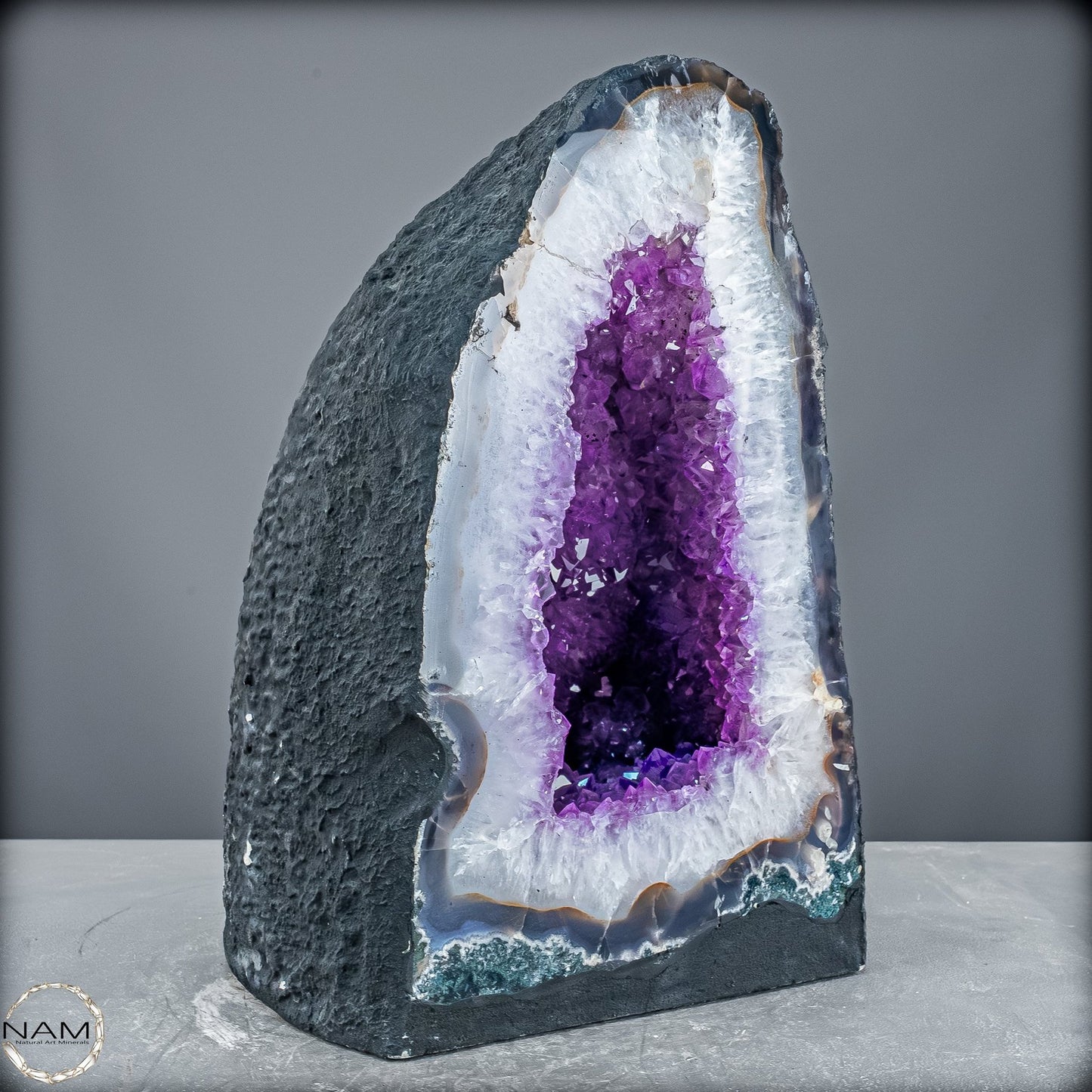 Amethyst-Druse Kathedrale – Naturwunder aus Uruguay – 23386,11g