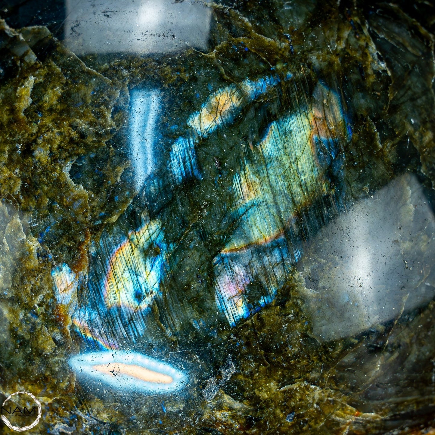 Natürliche Große Labradorit Kristall-Kugel- 16123,21g - 235mm