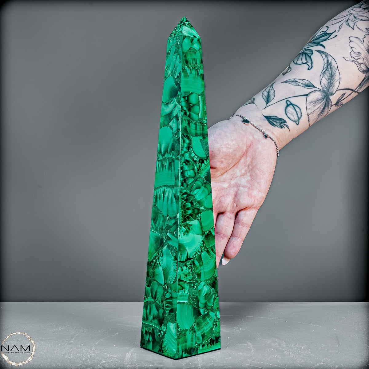 Malachit-Turm – Monumentale Eleganz aus der Natur - 793,37g