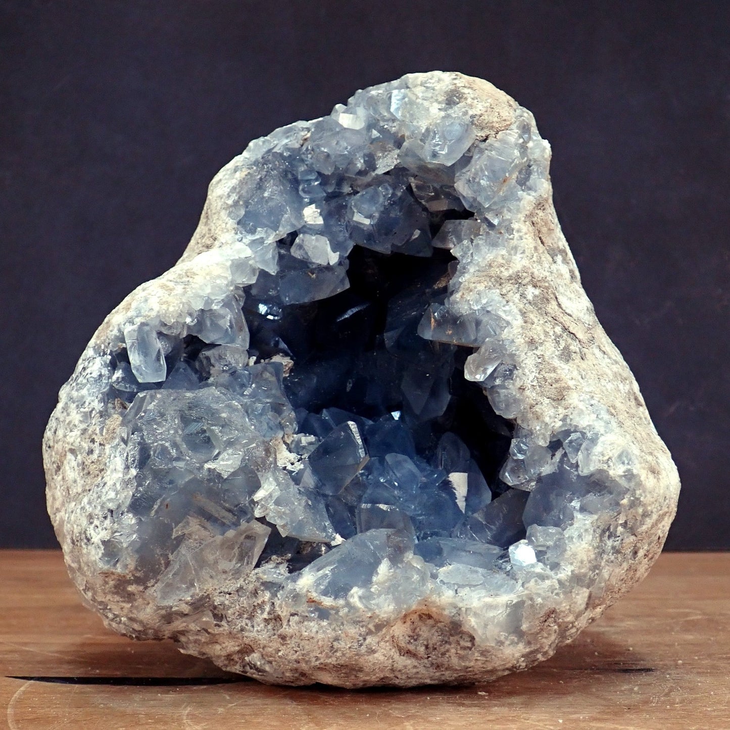 Celestit Druse - 6539.91 g - 192×190×119 mm