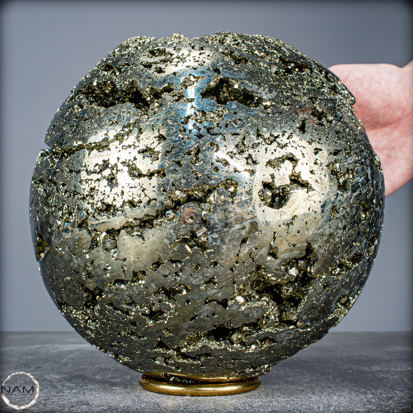 Natürliche Große Dekorative Pyrit Kugel / Druse - 10872,55g - 195mm