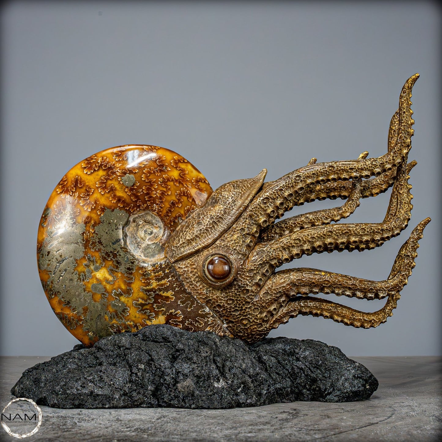 Natürlicher Ammonite verbunden mit Meisterhafter Kunst -1240,38g