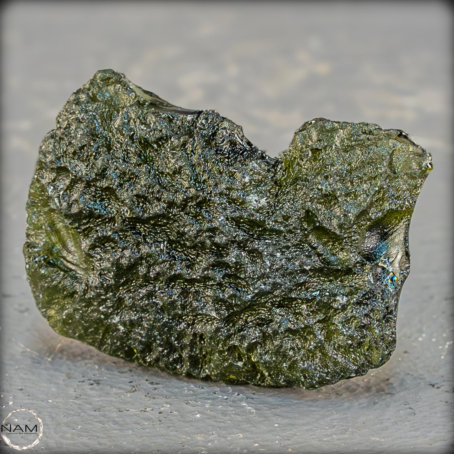 Großer Natürlicher Moldavit Kristall -11,11g 55,55ct