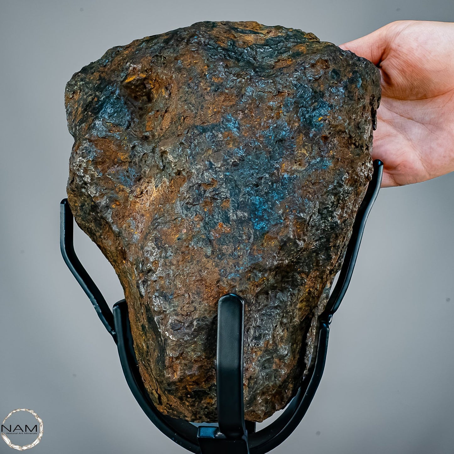 Campo del Cielo Eisenmeteorit auf Ständer, Argentinien - 15452,69 g