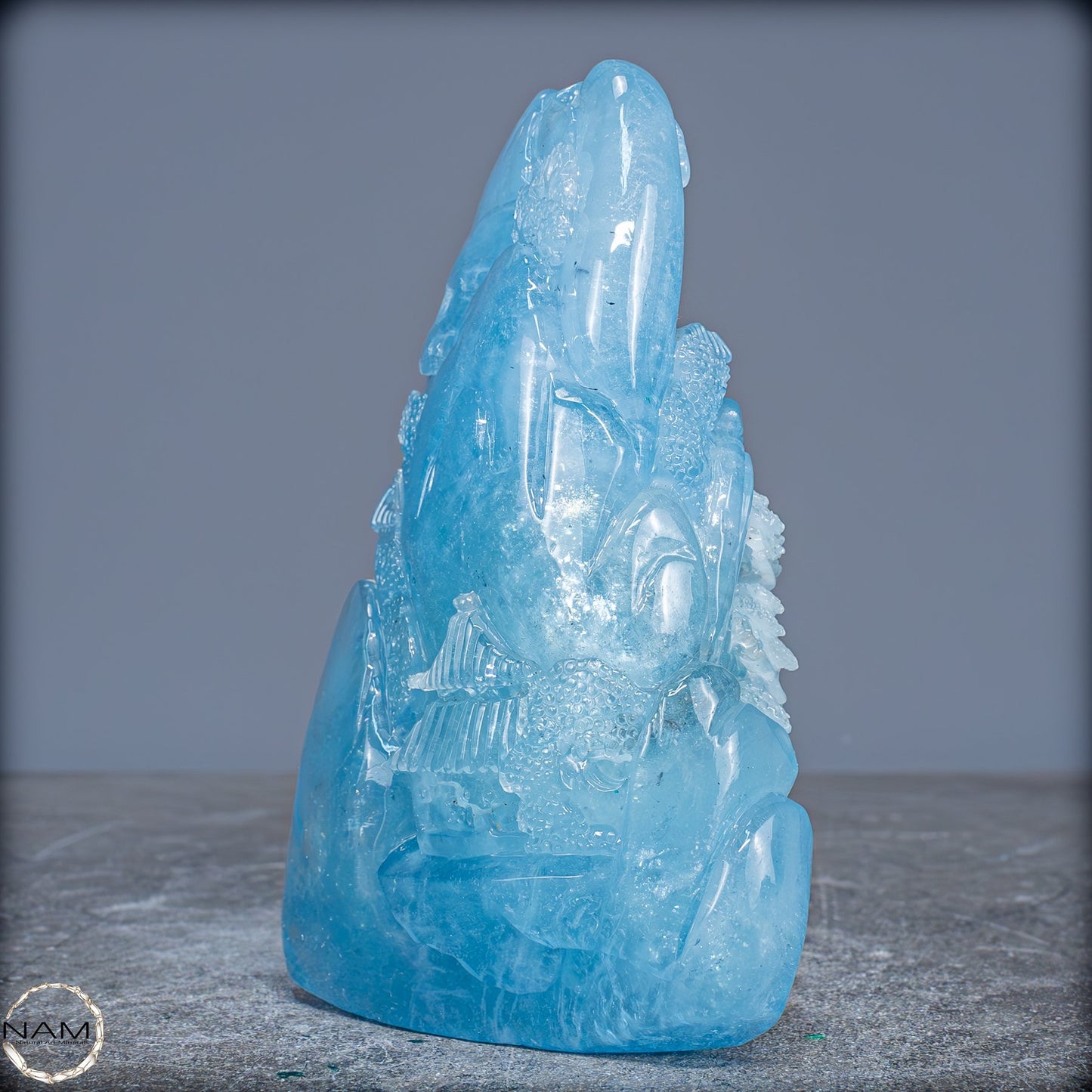 Natürlicher Blauer Aquamarin-Kristall-Schnitzerei - 496,15g