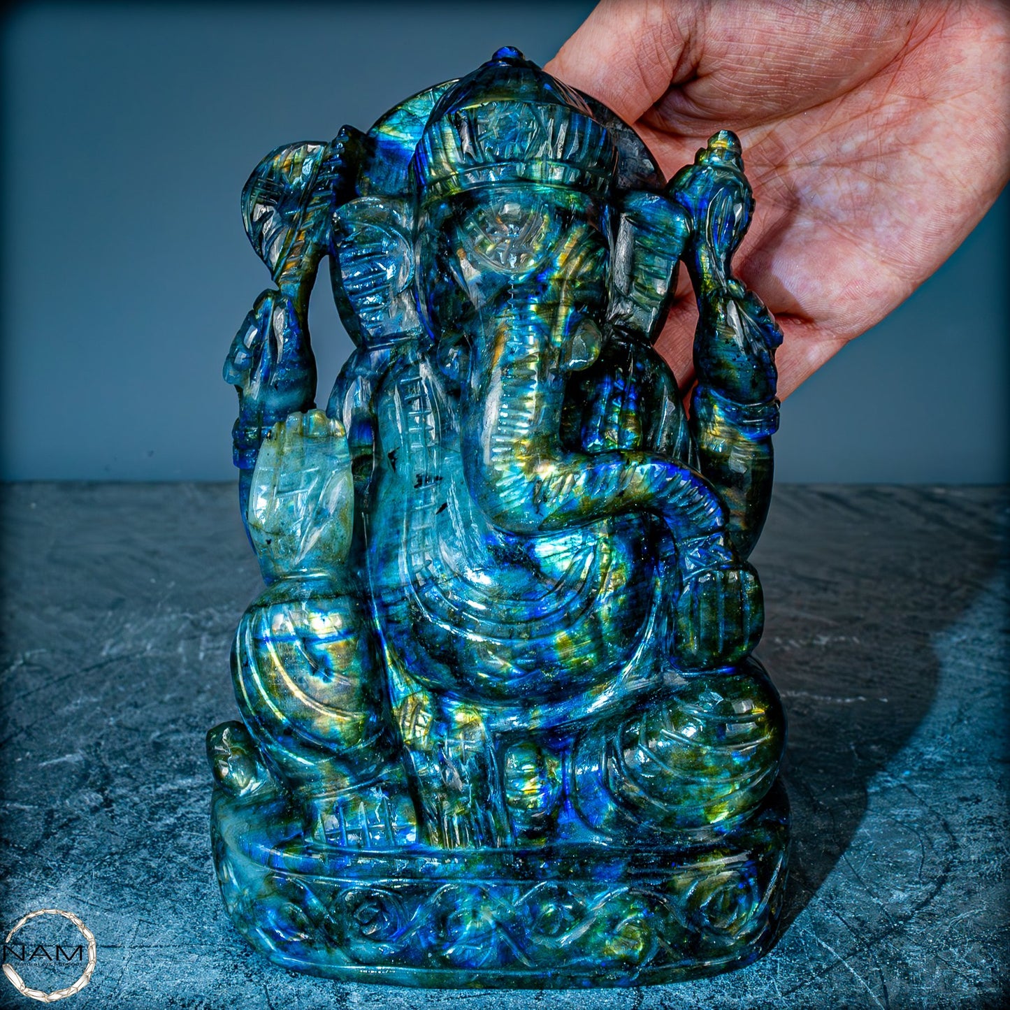 Natürliche Labradorit Kristall Buddha Skulptur - 1696,87g