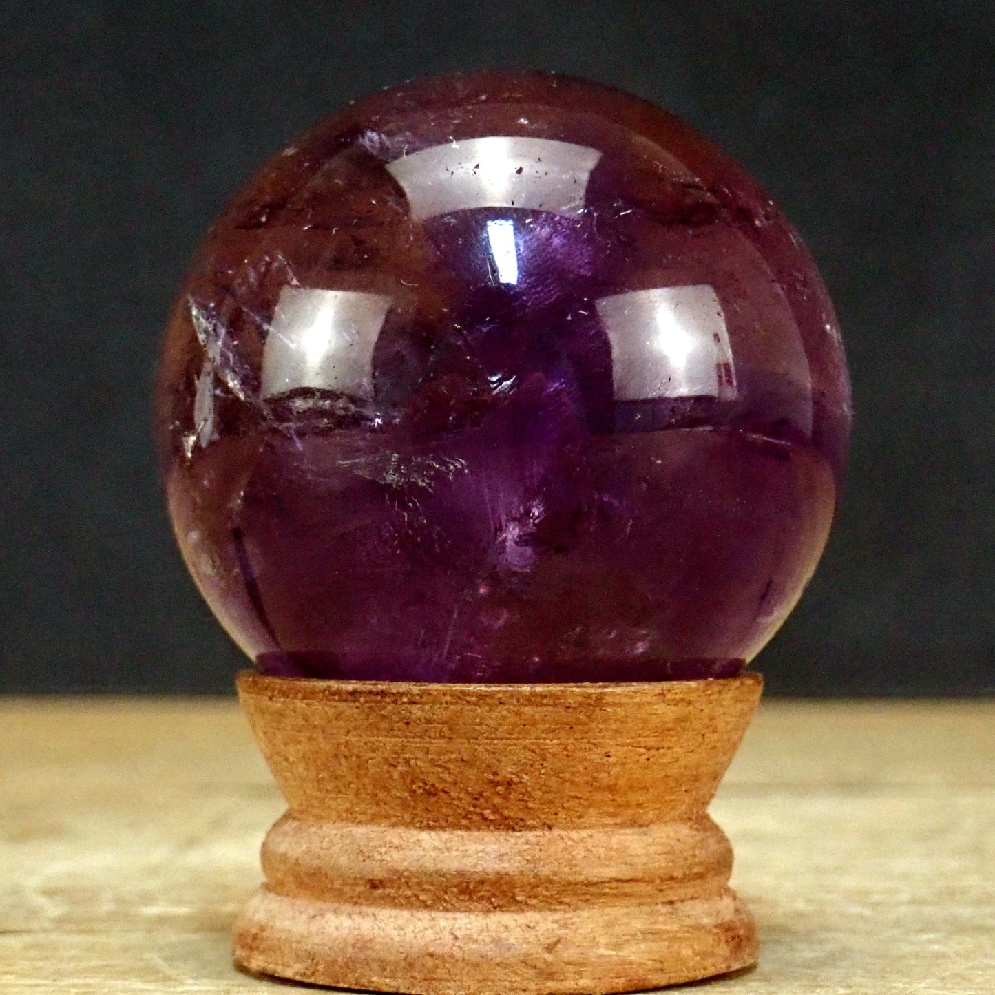 Amethyst Kugel – 257,45g – 57mm
