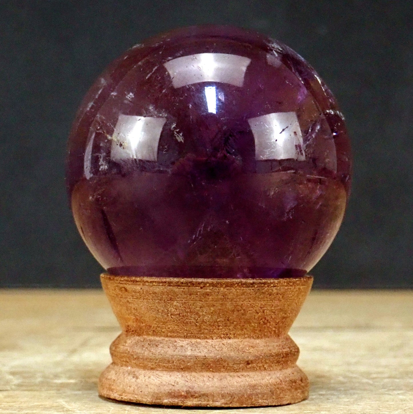 Amethyst Kugel – 257,45g – 57mm