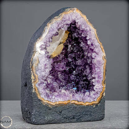 Amethyst-Druse mit Calcit aus Uruguay – 1626,45g