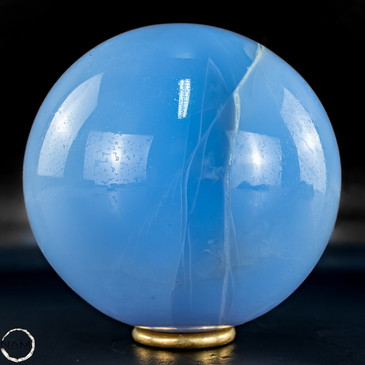 Seltener Blauer Chalcedon als Kugel - 667,86g
