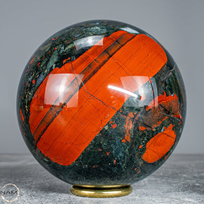 Natürliche Drachenblut-Jaspis Kugel aus Afrika -1799,31g